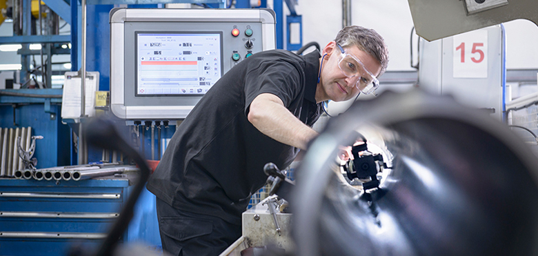 video-surveillance-for-manufacturing-blog-image