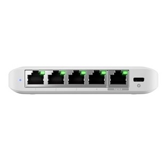 Ubiquiti 5-port 2.5G switch powered by PoE/USB-C
